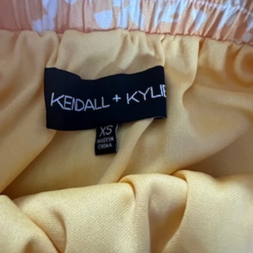 Yellow kids skirt